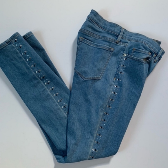 Juicy Couture Skinny Jeans - Picture 2 of 4